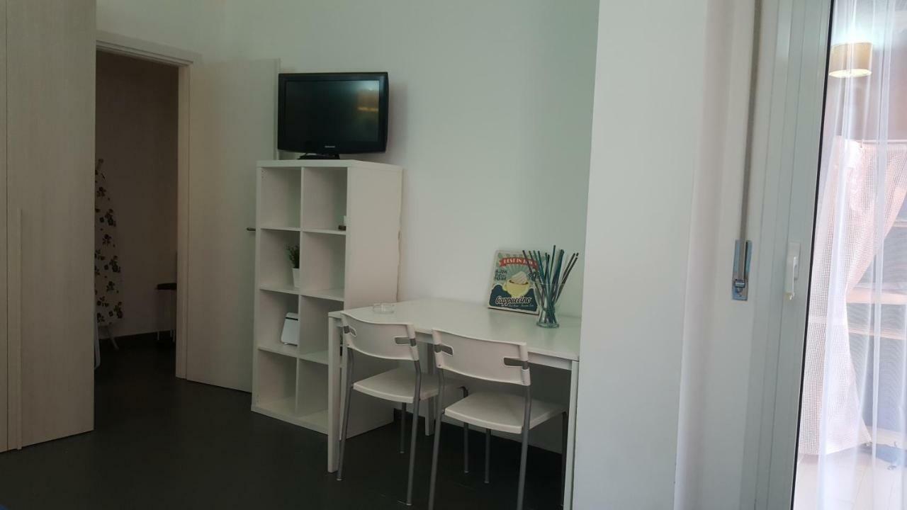 Danicolas Cairoli Apartment Monza Eksteriør bilde